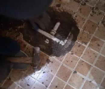 中卫市卫生间漏水维修公司为您分享下卫生间渗水如何处理及注意事项